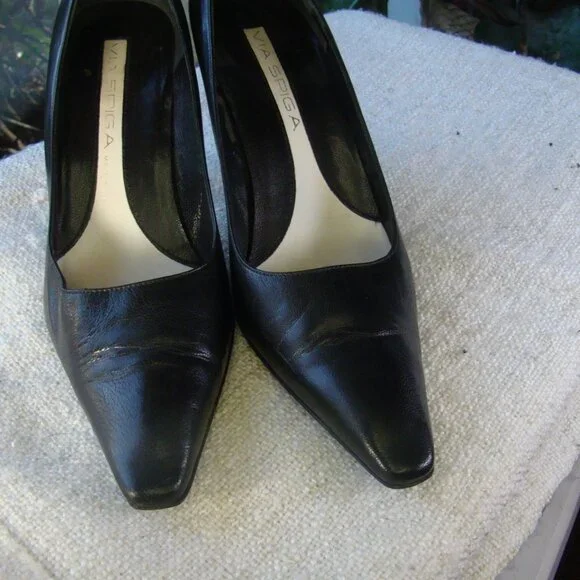 Via Spiga black buttery soft pointy toe heels pumps, S W 8 - Picture 3 of 9